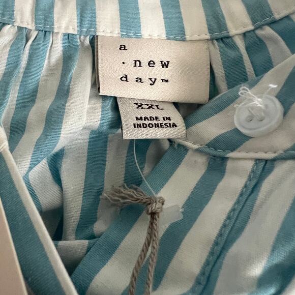 A New Day Women's Blue Striped Puff Sleeve Blouse - Size XXL - NWT - Picture 2 of 9